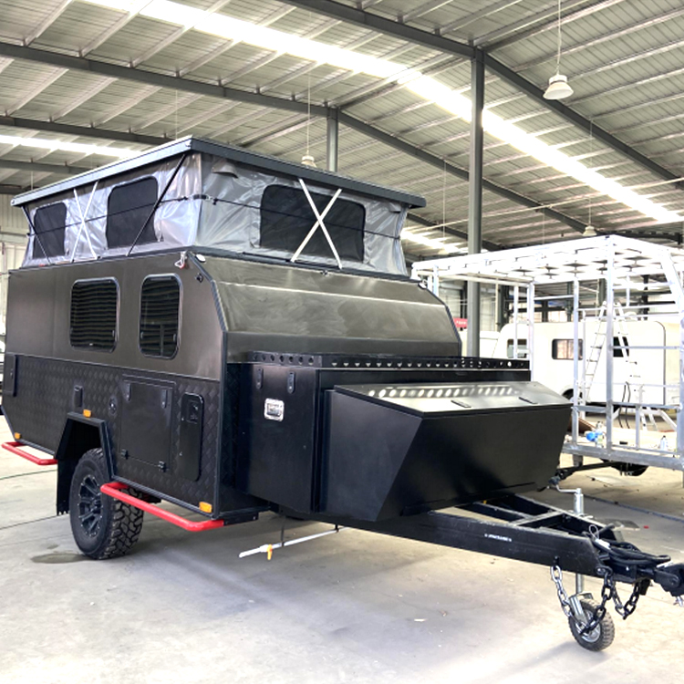 Outdoor Camping Australia - รถพ่วงแคมป์ปิ้งแบบปรับแต่งได้อเนกประสงค์ ขับเคลื่อน 4 ล้อ สำหรับลุยทุกพื้นที่ เหมาะสำหรับการเดินทางแคมป์ปิ้งกลางแจ้งในออสเตรเลีย